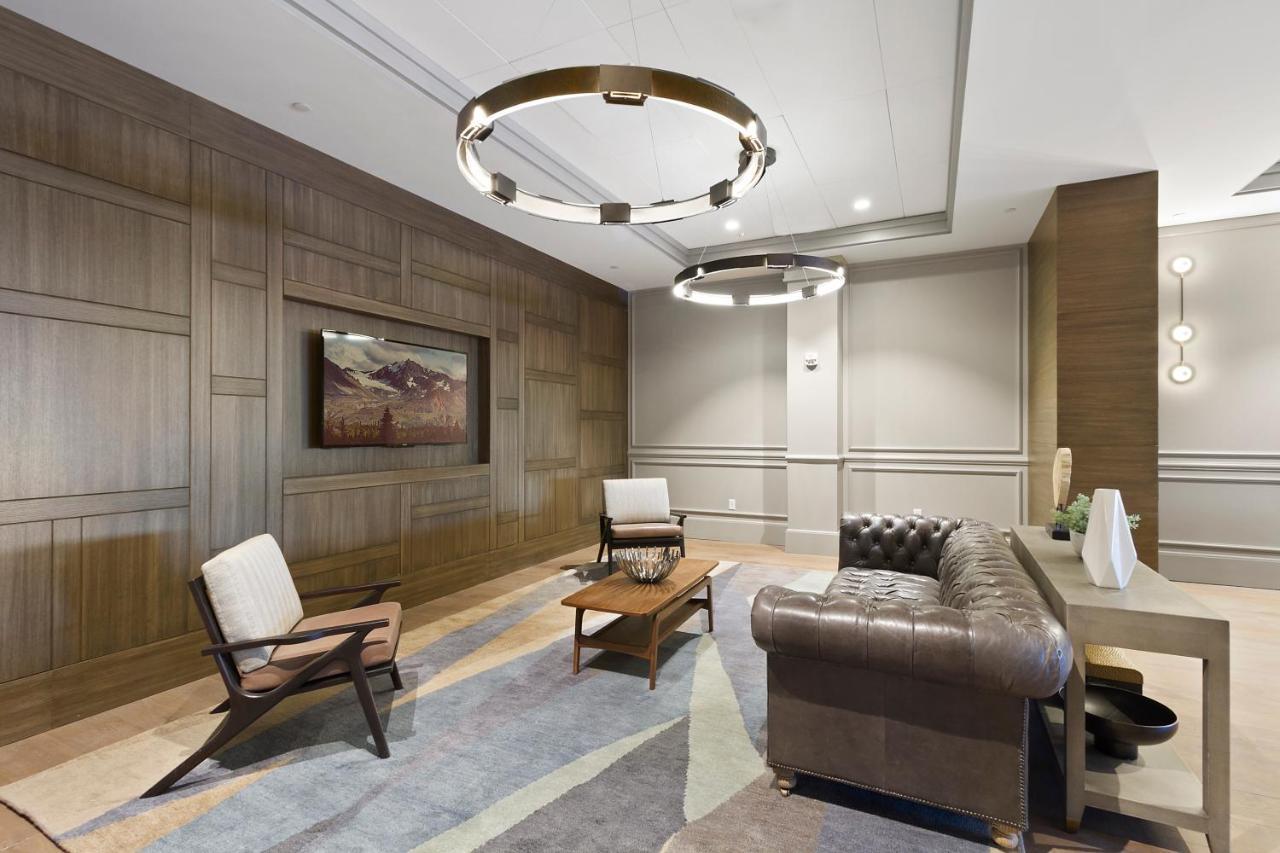 The Vanderbilt Hotel Suites Вестбери Экстерьер фото